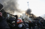 and-reinforcements-poured-into-a-smoldering-maidan