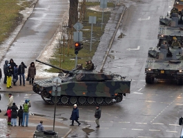 03_usa_and_nato_parade_in_estonian_narva.jpg