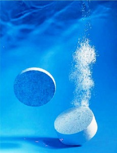 Он просто помочился в бассейн