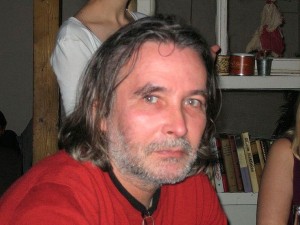 Мы с тобою в России остались одни...