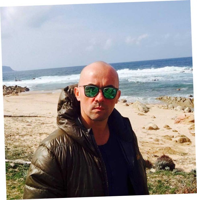 Маразм крепчал, хотя казалось бы…