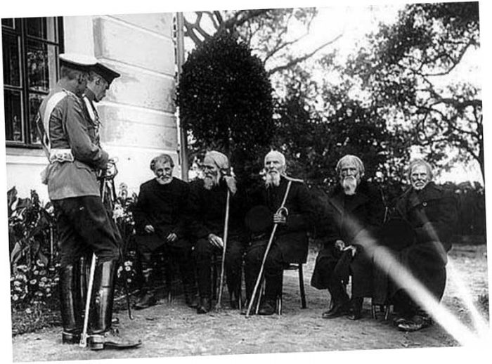 тот, что с русыми волосами