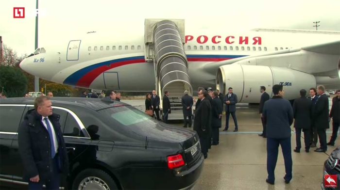 Привез пуленепробиваемый трап